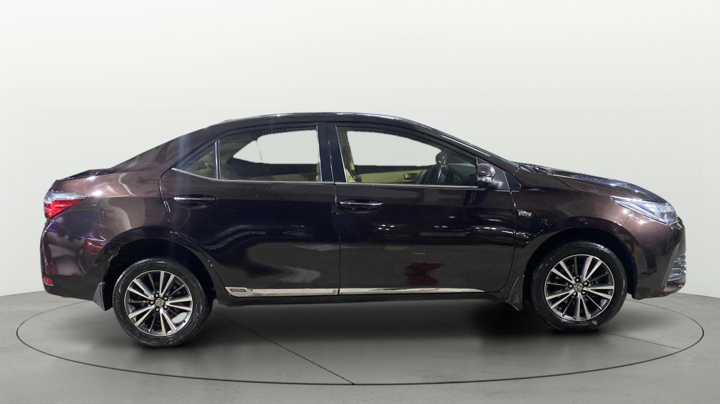 2018 Toyota Corolla Altis GL PETROL, Petrol, Manual, 88,507 km, Right Side View