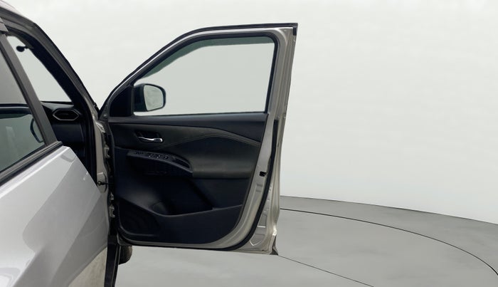 2025 Nissan MAGNITE Acenta B4D 1.0 Petrol MT, Petrol, Manual, 15,265 km, RHS Front Door