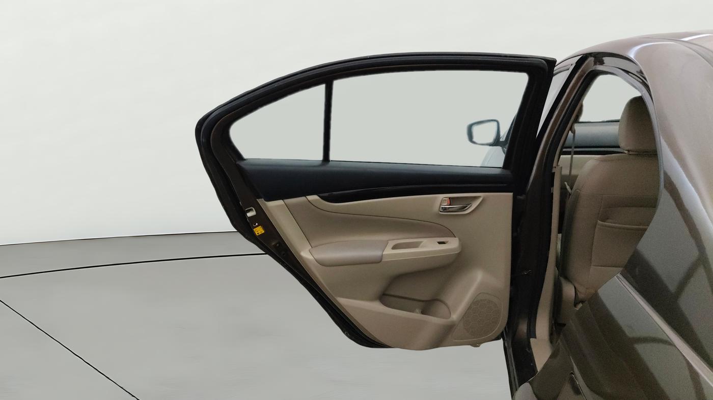 2017 Maruti Ciaz ZDI SHVS, Diesel, Manual, 74,555 km, LHS Rear Door