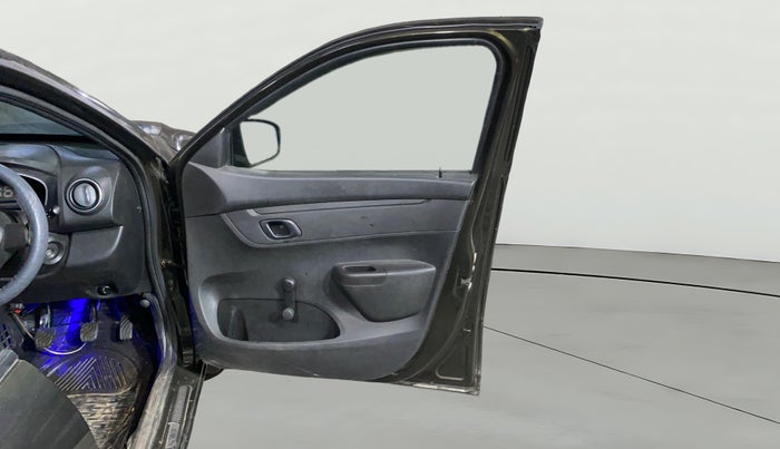 2018 Renault Kwid RXL, Petrol, Manual, 11,716 km, RHS Front Door