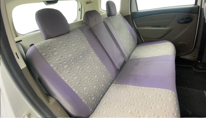 2017 Renault Duster RXL PETROL, Petrol, Manual, 42,528 km, Right Side Rear Door Cabin