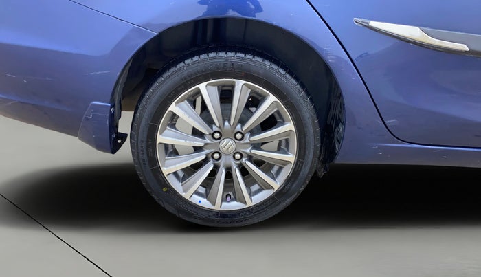 2018 Maruti Ciaz ALPHA DIESEL 1.3, Diesel, Manual, 85,988 km, Right Rear Wheel