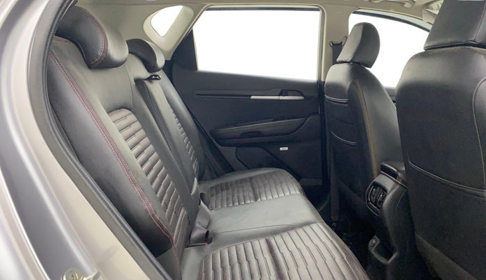 2021 KIA SONET GTX PLUS 1.0 IMT, Petrol, Manual, 55,659 km, Right Side Rear Door Cabin