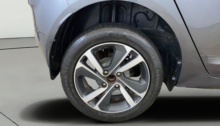 2021 Tata ALTROZ XZ PLUS PETROL, Petrol, Manual, 35,251 km, Right Rear Wheel