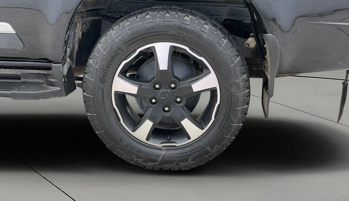 2023 Mahindra SCORPIO CLASSIC S11 7STR, Diesel, Manual, 43,948 km, Left Rear Wheel