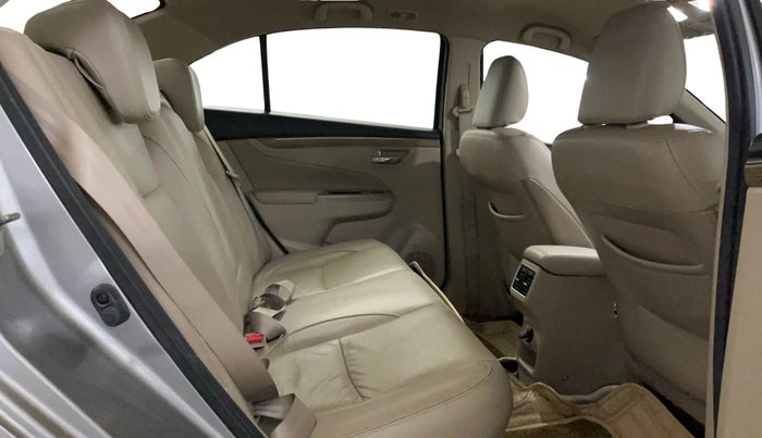 2019 Maruti Ciaz ALPHA  AT 1.5 SHVS PETROL, Petrol, Automatic, 85,193 km, Right Side Rear Door Cabin