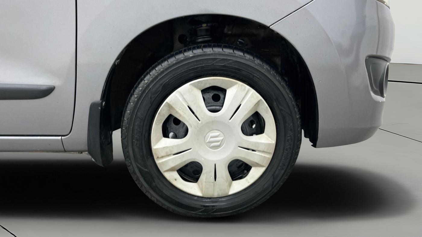 2016 Maruti Wagon R 1.0 VXI, Petrol, Manual, 65,016 km, Right Front Wheel