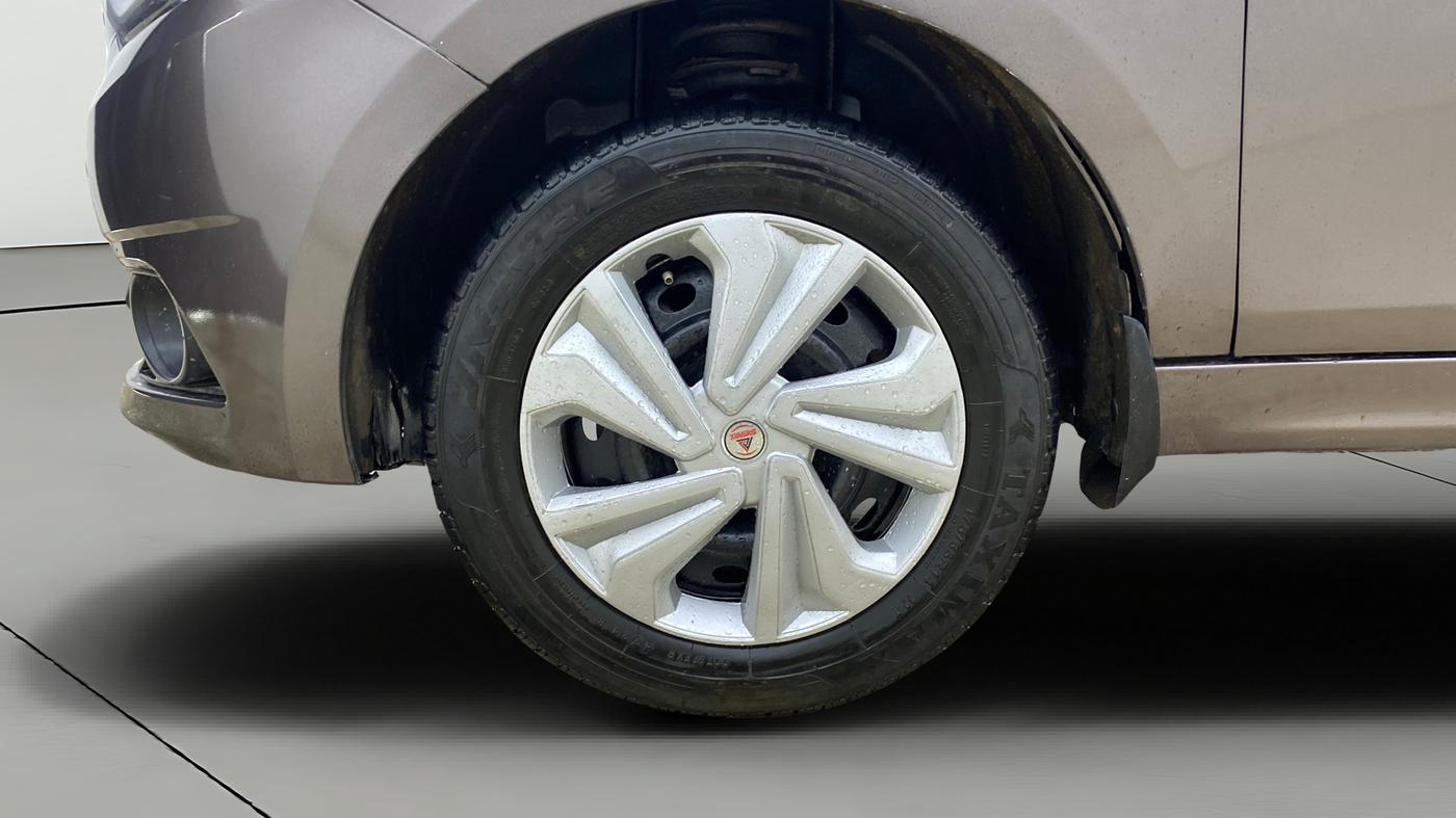 2017 Tata Tiago XT PETROL, Petrol, Manual, 75,258 km, Left Front Wheel