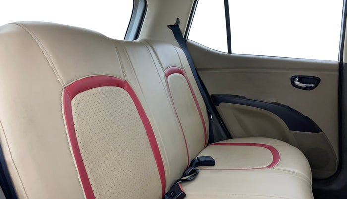 2014 Hyundai i10 SPORTZ 1.1, Petrol, Manual, 40,814 km, Right Side Rear Door Cabin