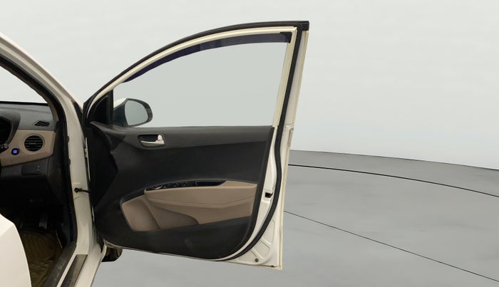 2014 Hyundai Grand i10 SPORTZ 1.2 KAPPA VTVT, Petrol, Manual, 65,484 km, RHS Front Door