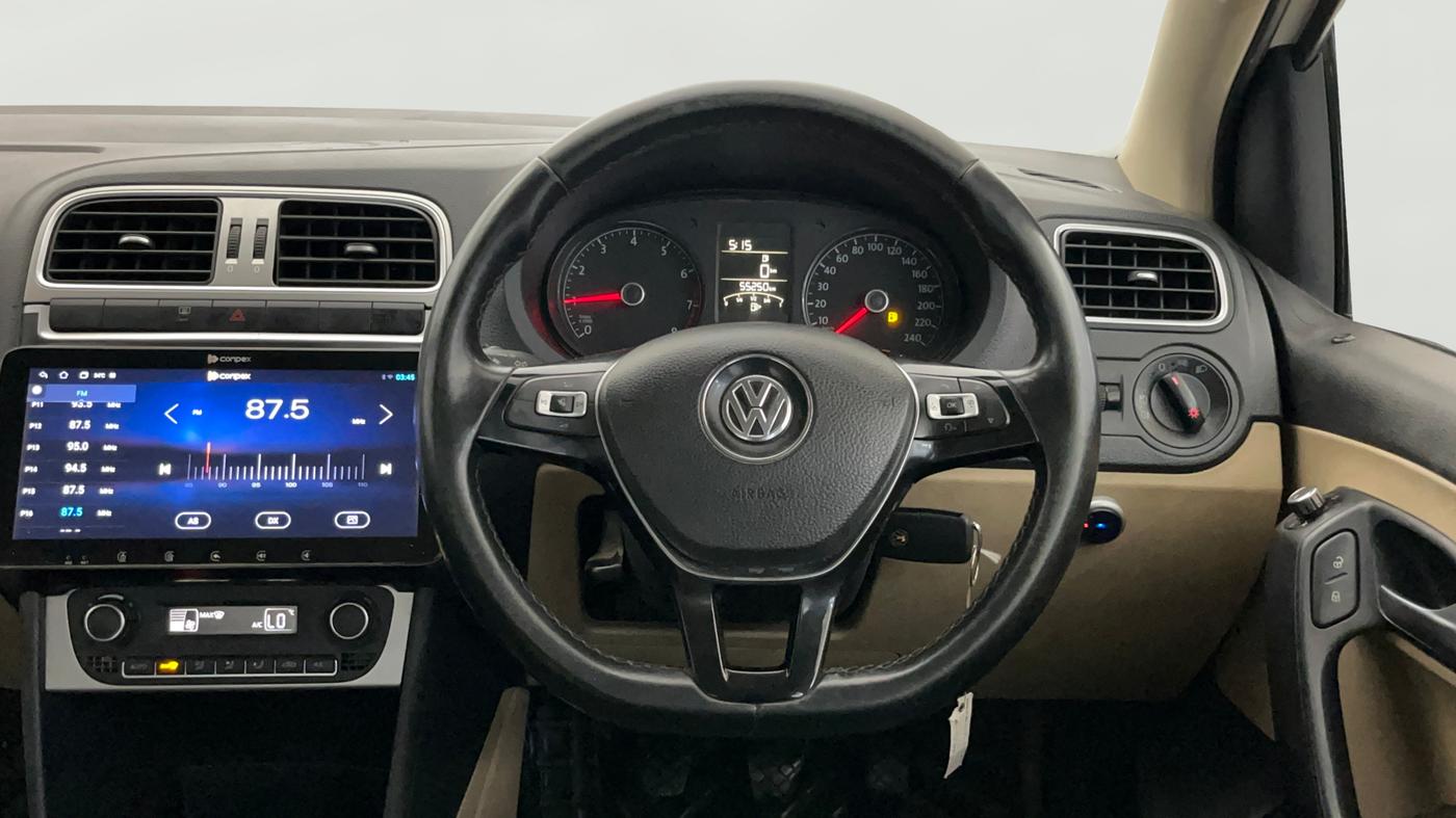 2018 Volkswagen Ameo HIGHLINE PLUS 1.0L 16 ALLOY, CNG, Manual, 55,324 km, Steering Wheel Close Up