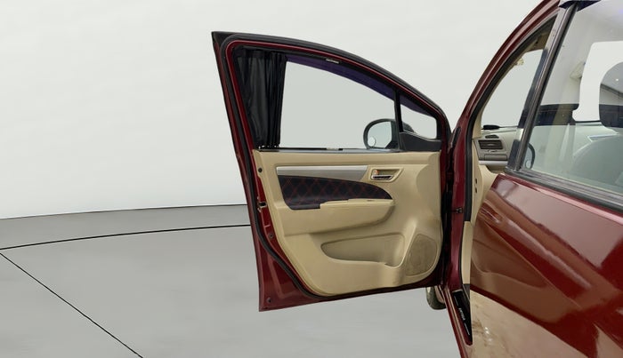 2013 Maruti Ertiga VXI CNG, CNG, Manual, 70,915 km, LHS Front Door