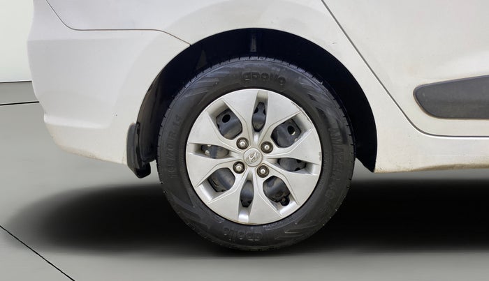 2015 Hyundai Xcent S 1.2, Petrol, Manual, 96,897 km, Right Rear Wheel