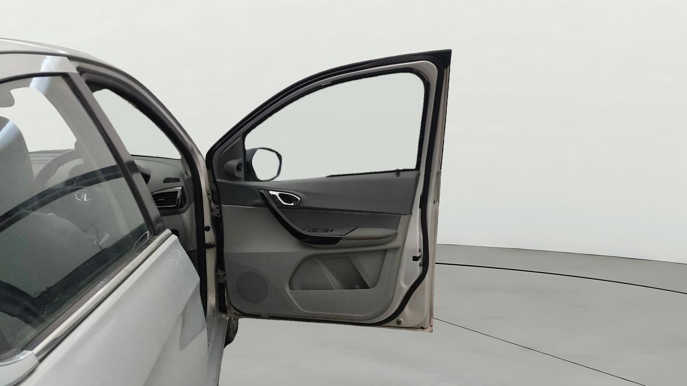 2021 Tata TIGOR XZA PLUS PETROL, Petrol, Automatic, 82,174 km, RHS Front Door