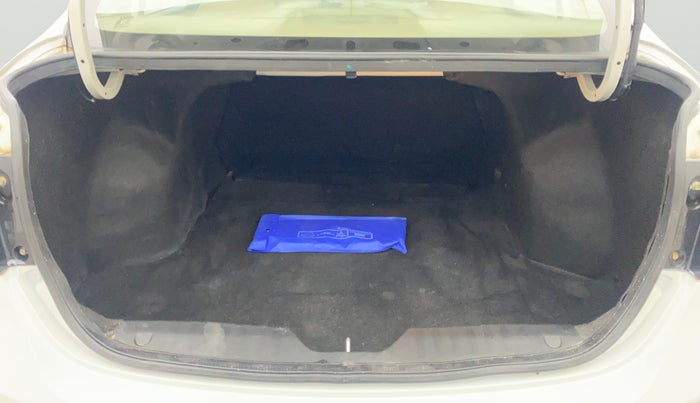 2016 Maruti Ciaz ZXI+, Petrol, Manual, 33,951 km, Boot Open Zoomed View
