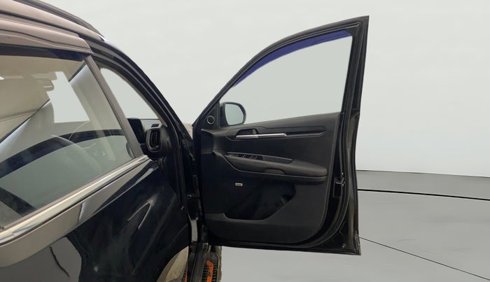 2021 KIA SONET GTX PLUS 1.0 IMT, Petrol, Manual, 27,561 km, RHS Front Door