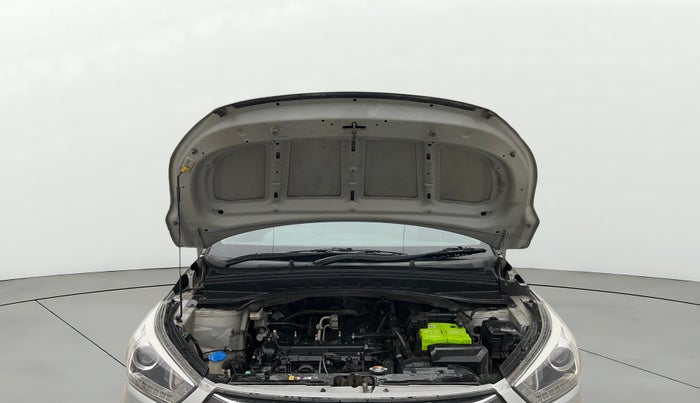 2016 Hyundai Creta SX PLUS 1.6 PETROL, Petrol, Manual, 94,638 km, Open Bonet