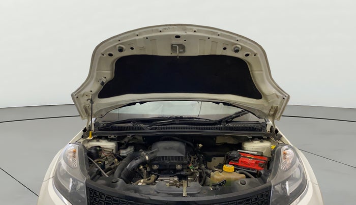 2019 Tata NEXON XE PETROL, Petrol, Manual, 76,073 km, Open Bonet