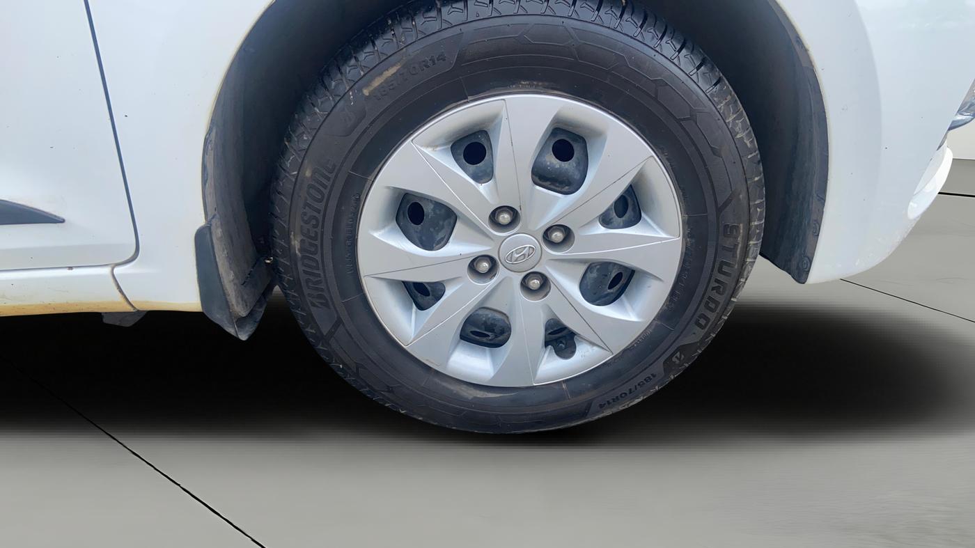 2019 Hyundai Elite i20 MAGNA PLUS 1.2, CNG, Manual, 65,019 km, Right Front Wheel
