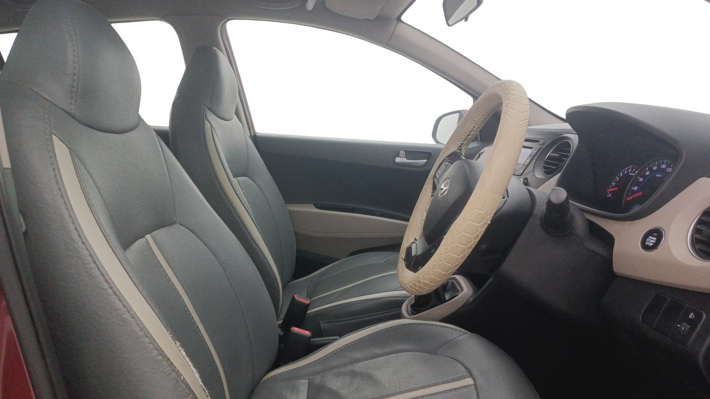 2014 Hyundai Grand i10 ASTA AT 1.2 KAPPA VTVT, Petrol, Automatic, 66,107 km, Right Side Front Door Cabin