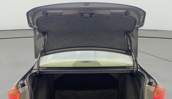 2018 Honda City 1.5L I-VTEC V MT, Petrol, Manual, 1,28,745 km, Boot Door Open