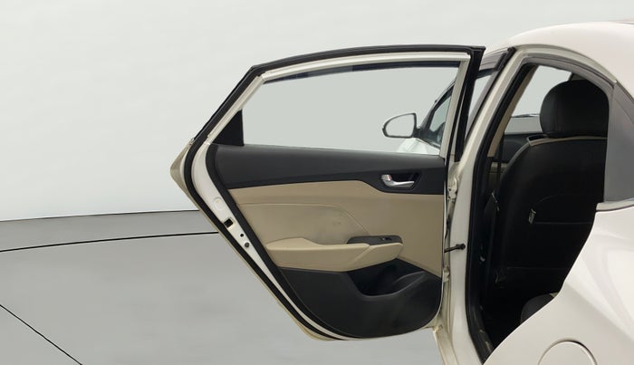 2018 Hyundai Verna 1.6 VTVT SX, Petrol, Manual, 92,675 km, LHS Rear Door