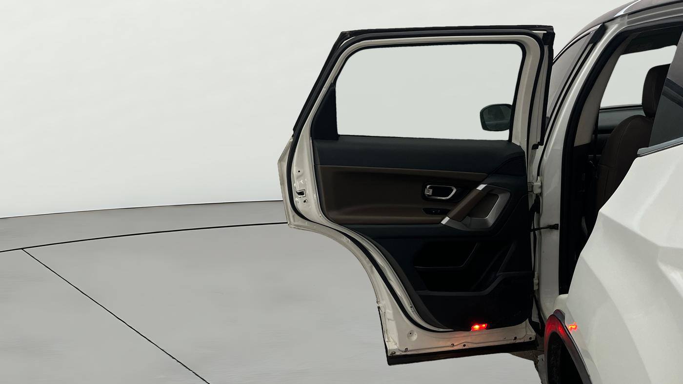 2023 Tata Harrier XZ PLUS 2.0L DUAL TONE, Diesel, Manual, 1,12,783 km, LHS Rear Door