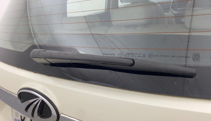 2021 Mahindra XUV300 W8 (O) 1.5 DIESEL, Diesel, Manual, 62,543 km, Rear Wiper