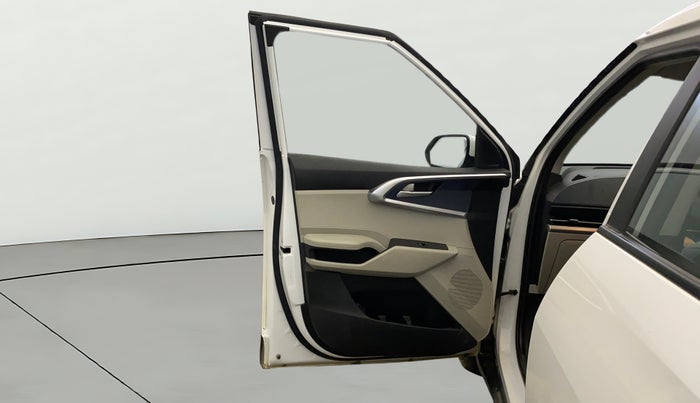 2024 KIA CARENS Premium (O) 1.5 Petrol 7 STR, Petrol, Manual, 56,101 km, LHS Front Door