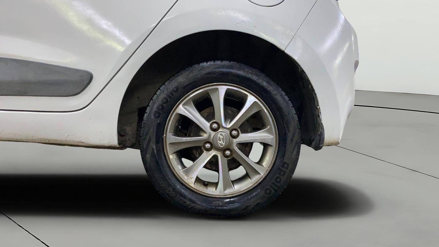 2015 Hyundai Grand i10 ASTA (O) 1.2 KAPPA VTVT, Petrol, Manual, 46,142 km, Left Rear Wheel
