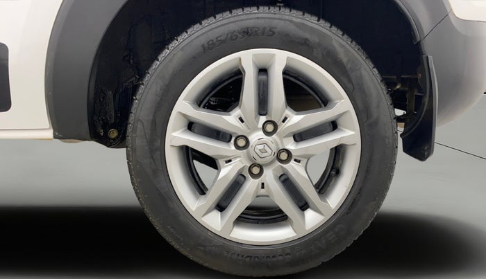 2022 Renault TRIBER RXZ, Petrol, Manual, 20,854 km, Left Rear Wheel