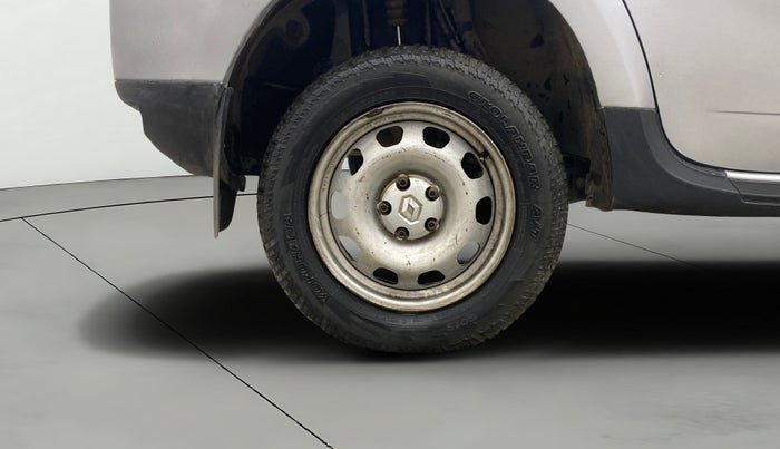 2015 Renault Duster 85 PS RXE DIESEL, Diesel, Manual, 86,870 km, Right Rear Wheel