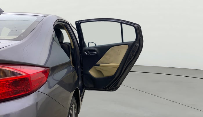 2017 Honda City 1.5L I-VTEC V MT, Petrol, Manual, 1,04,917 km, RHS Rear Door