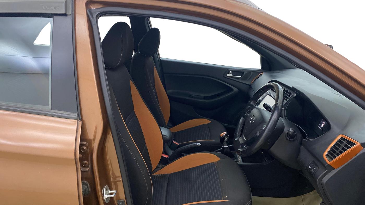 2015 Hyundai i20 Active 1.4 SX, Diesel, Manual, 63,289 km, Right Side Front Door Cabin