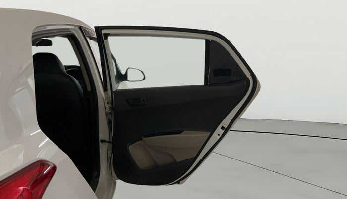 2017 Hyundai Grand i10 MAGNA 1.2 KAPPA VTVT, CNG, Manual, 72,918 km, RHS Rear Door