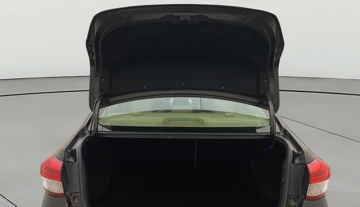 2018 Toyota YARIS V MT, Petrol, Manual, 53,957 km, Boot Door Open