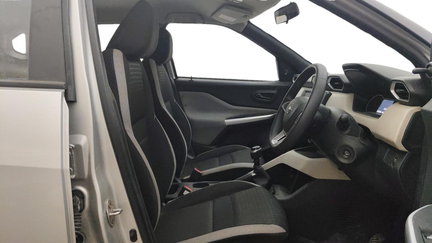 2021 Nissan MAGNITE XE, Petrol, Manual, 35,807 km, Right Side Front Door Cabin
