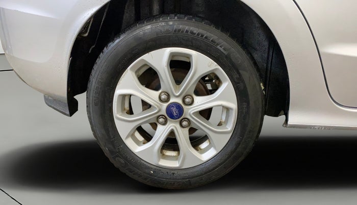 2015 Ford Figo Aspire TITANIUM 1.5 PETROL AT, Petrol, Automatic, 61,722 km, Right Rear Wheel