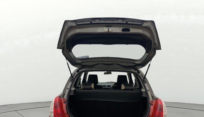 2012 Maruti Swift VXI, Petrol, Manual, 1,18,412 km, Boot Door Open