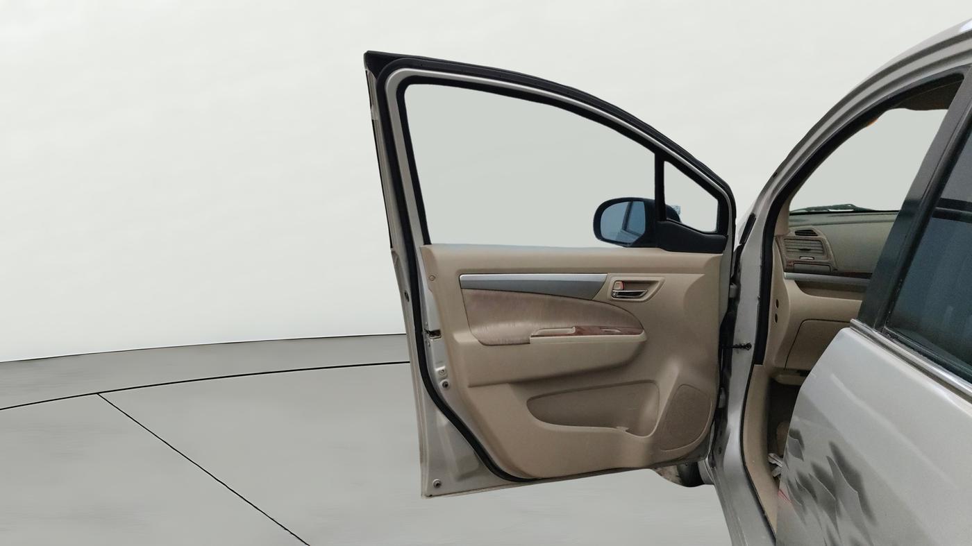 2013 Maruti Ertiga ZXI, Petrol, Manual, 59,431 km, LHS Front Door