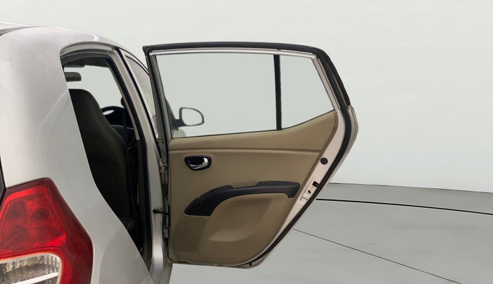 2013 Hyundai i10 SPORTZ 1.2, CNG, Manual, 96,631 km, RHS Rear Door