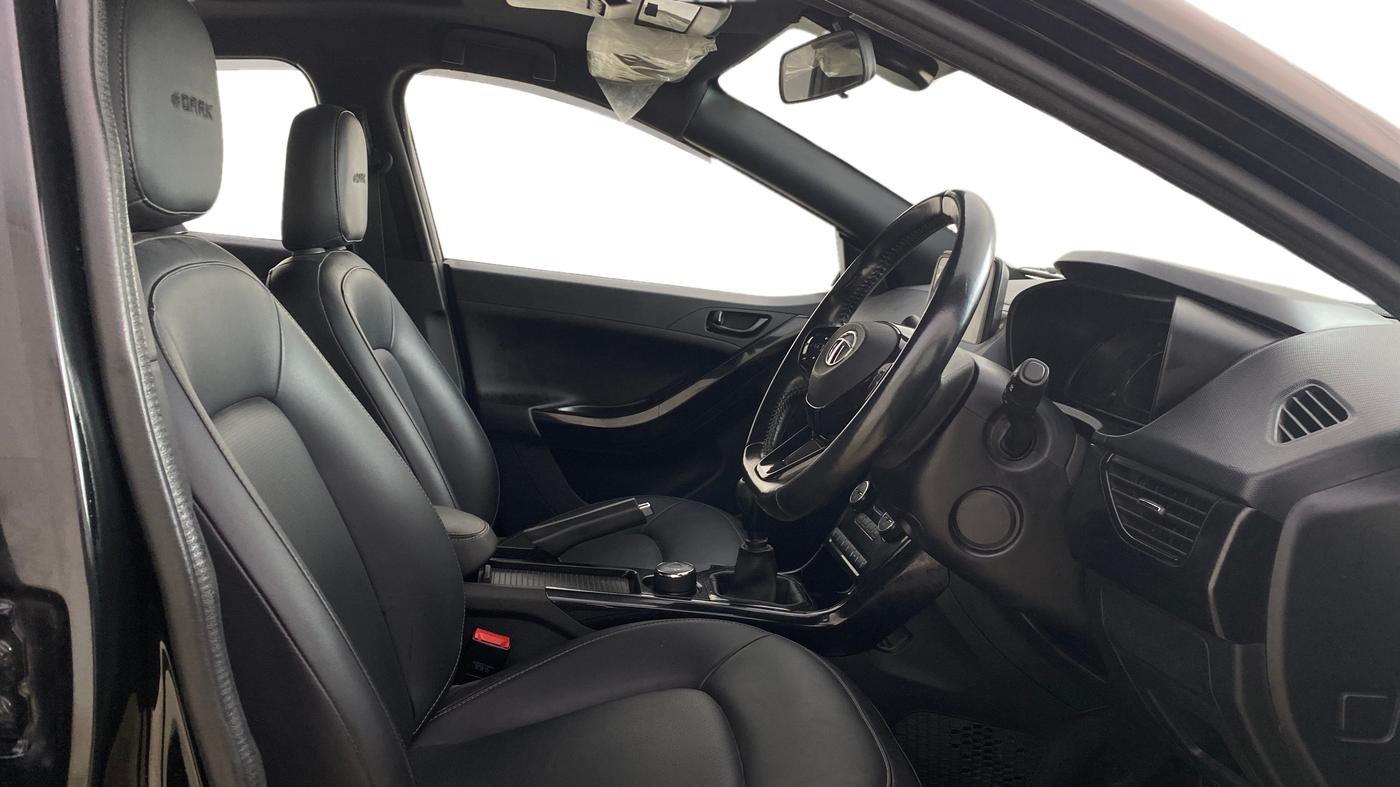2023 Tata NEXON XZ PLUS PETROL SUNROOF DARK EDITION, Petrol, Manual, 46,428 km, Right Side Front Door Cabin
