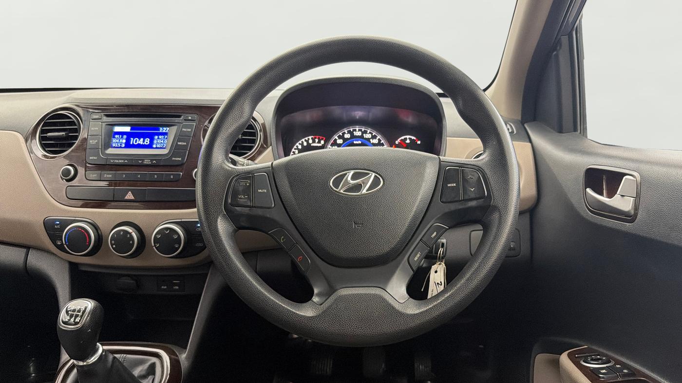 2016 Hyundai Grand i10 SPORTZ 1.2 KAPPA VTVT, Petrol, Manual, 35,689 km, Steering Wheel Close Up