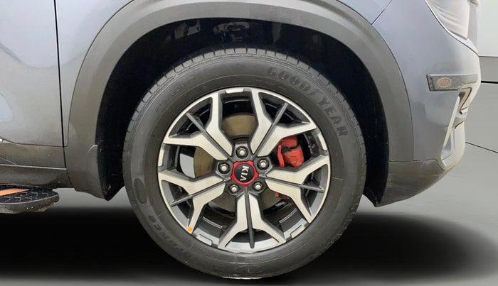 2019 KIA SELTOS GTX PLUS DCT 1.4 PETROL, Petrol, Automatic, 61,333 km, Right Front Wheel
