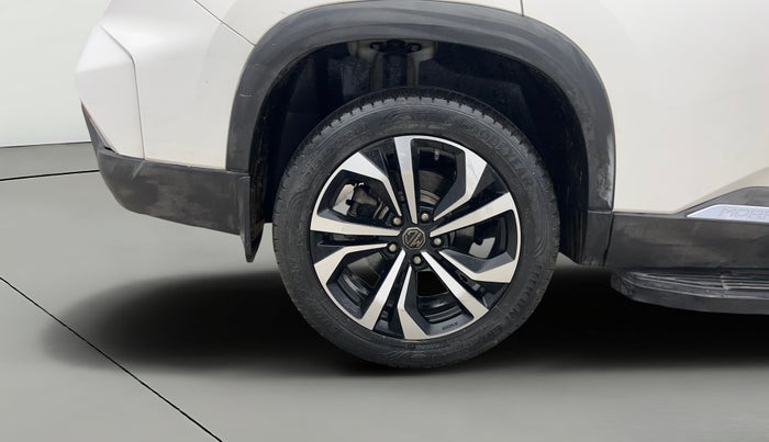 2023 MG HECTOR SAVVY PRO 1.5 TURBO CVT PETROL, Petrol, Automatic, 70,044 km, Right Rear Wheel