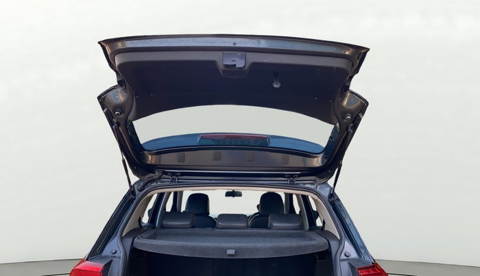 2023 Skoda KUSHAQ AMBITION 1.0L TSI MT, Petrol, Manual, 65,263 km, Boot Door Open