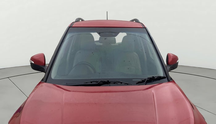 2021 Mahindra XUV300 W8 (O) 1.2 PETROL, Petrol, Manual, 42,423 km, Front Windshield