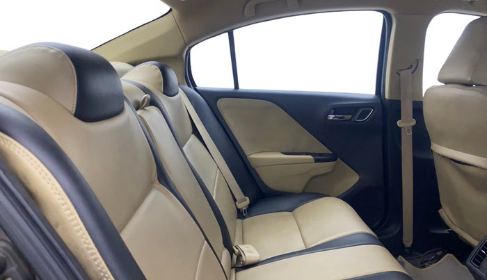 2018 Honda City 1.5L I-VTEC V MT, Petrol, Manual, 1,28,745 km, Right Side Rear Door Cabin