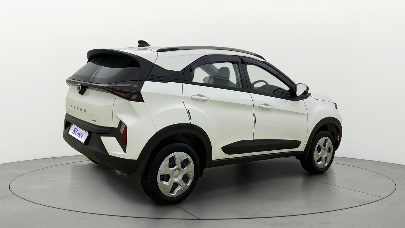 2025 Tata NEXON Pure Plus 1.2 iCNG 6MT, CNG, Manual, 4,881 km, Right Back Diagonal