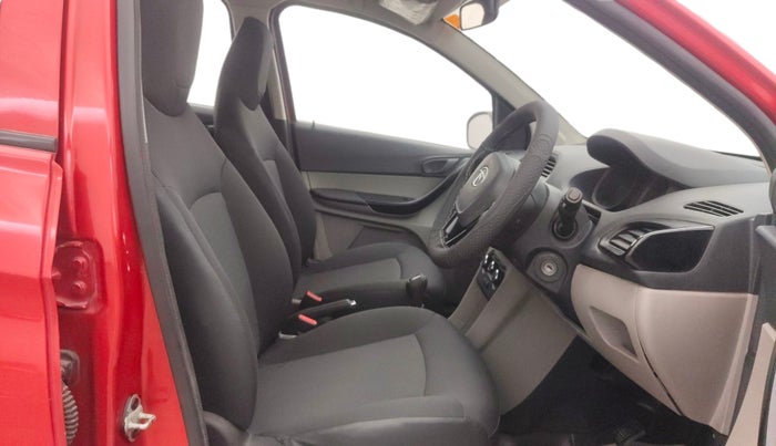 2018 Tata Tiago XT DIESEL, Diesel, Manual, 91,607 km, Right Side Front Door Cabin